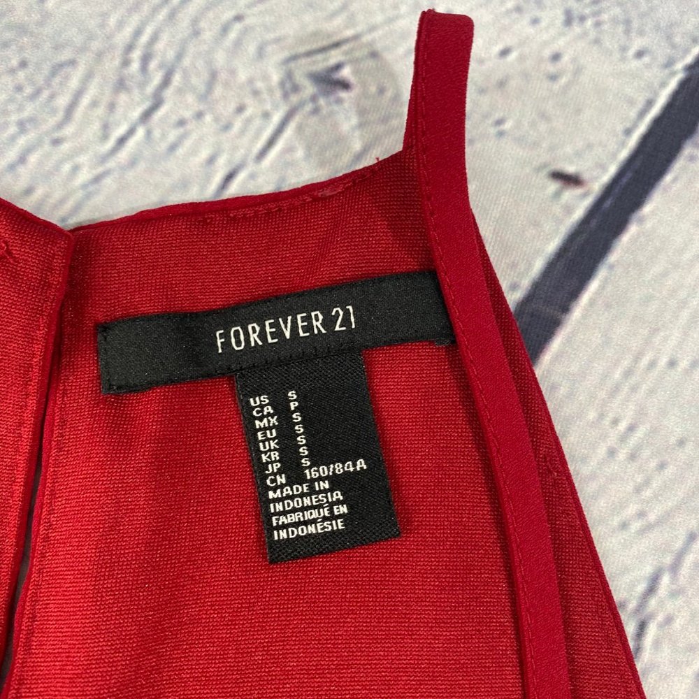 Forever 21 Red Sleeveless Pleated Front Top Tank - Picture 4 of 5